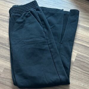 PACT- 70% Organic Cotton 30 % recycled polyester Womens Black Sweat Pants